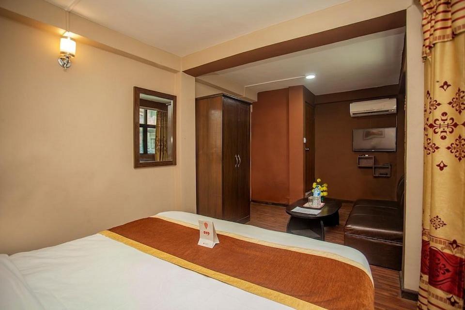 Divine Guest House Kathmandu Exterior foto
